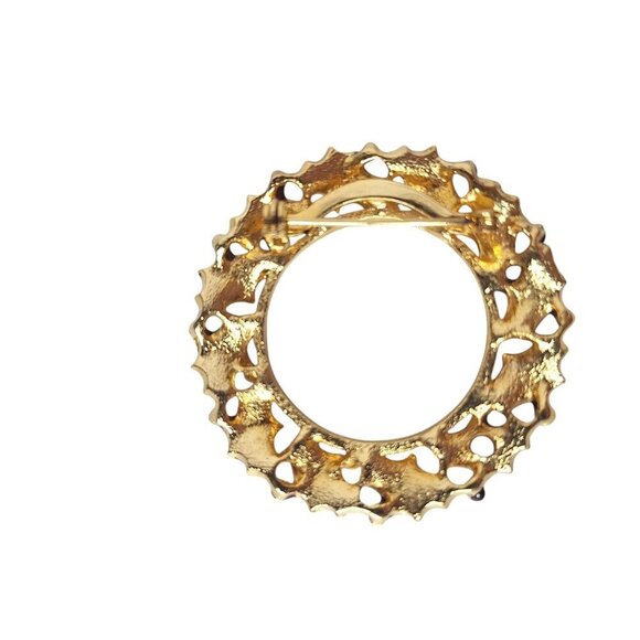 Vintage Christmas Gold Tone Wreath Brooch Pin Jewelry - Picture 2 of 3